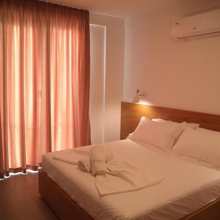 Serenity In Hotel Lezhe Luaran gambar
