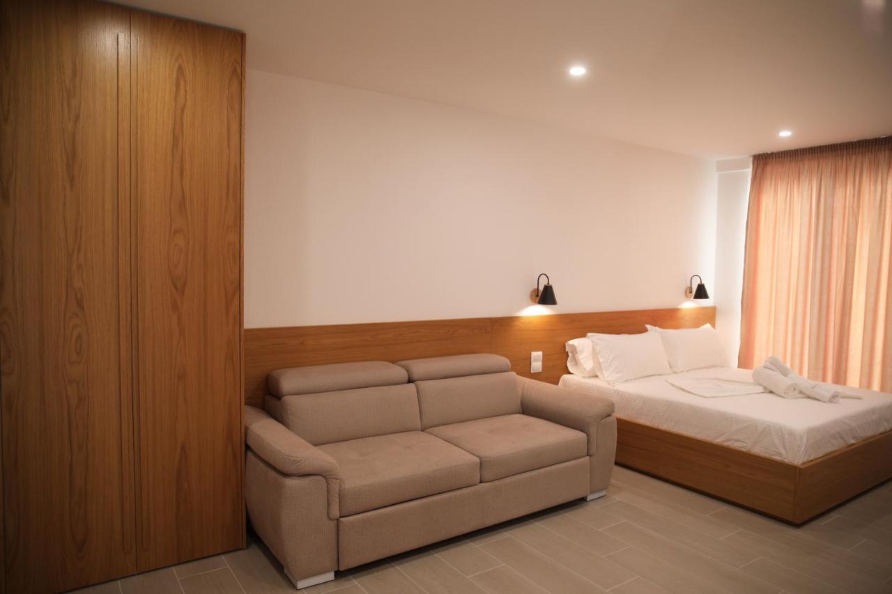 Serenity In Hotel Lezhe Luaran gambar